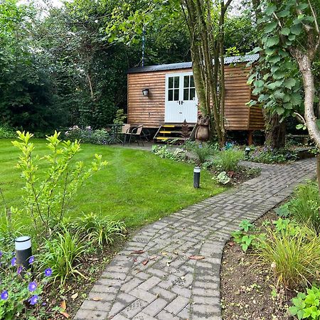 Tranquil Spot Shepherds Hut Cinderford Exterior foto